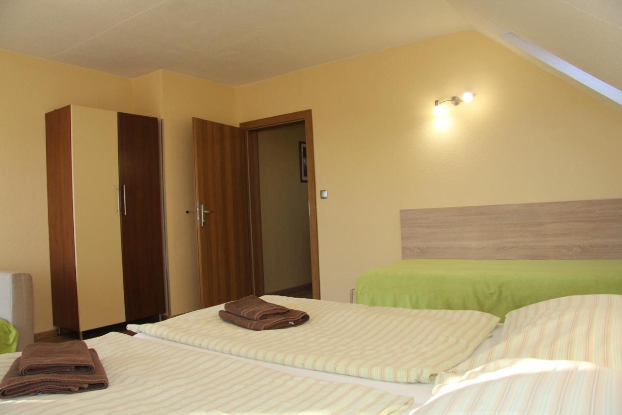 Apartmany Hujer Бойнице Екстериор снимка