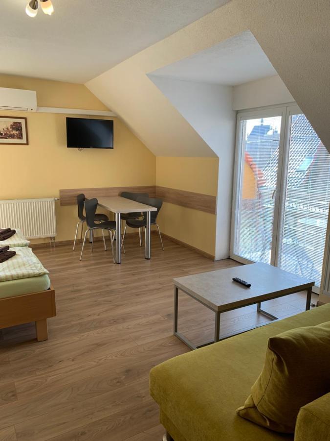 Apartmany Hujer Бойнице Екстериор снимка