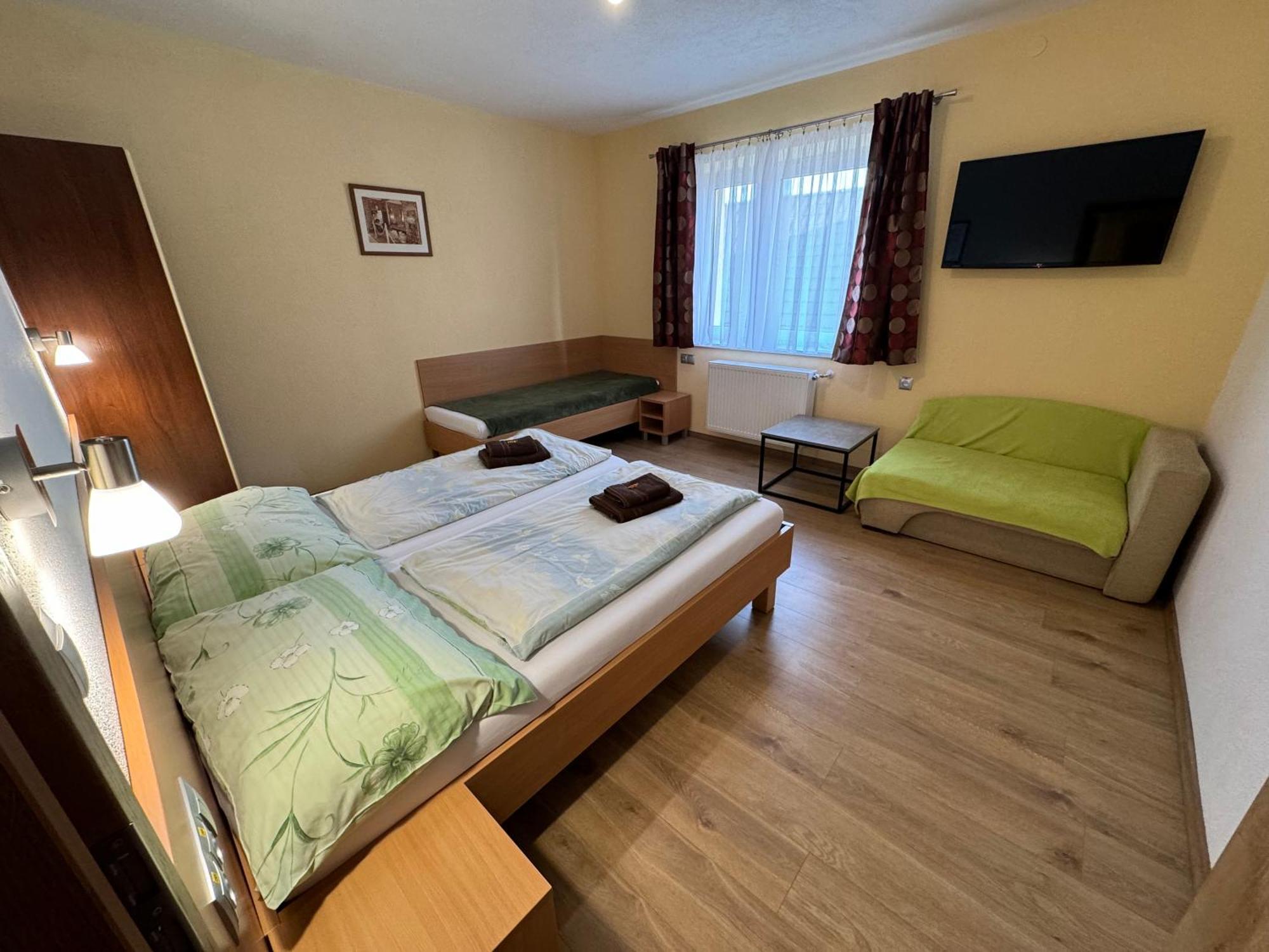 Apartmany Hujer Бойнице Екстериор снимка