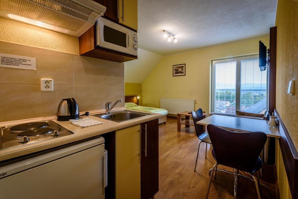 Apartmany Hujer Бойнице Екстериор снимка